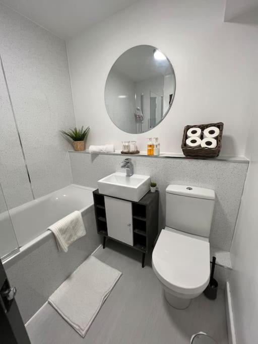 Stunning 2-Bed Apart In The Heart Of Aberdeen* Zewnętrze zdjęcie